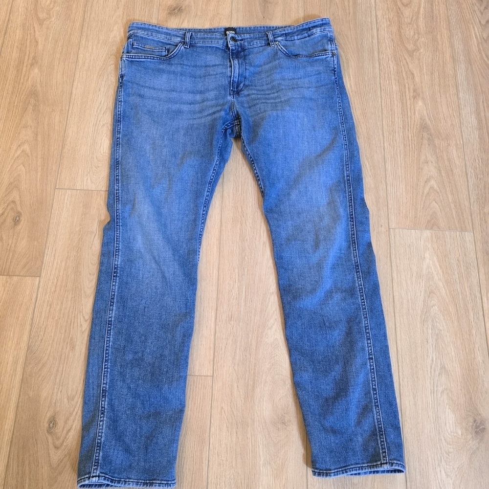 Hugo Boss Slim Fit Classic Blue Straight Jeans 38 X 32